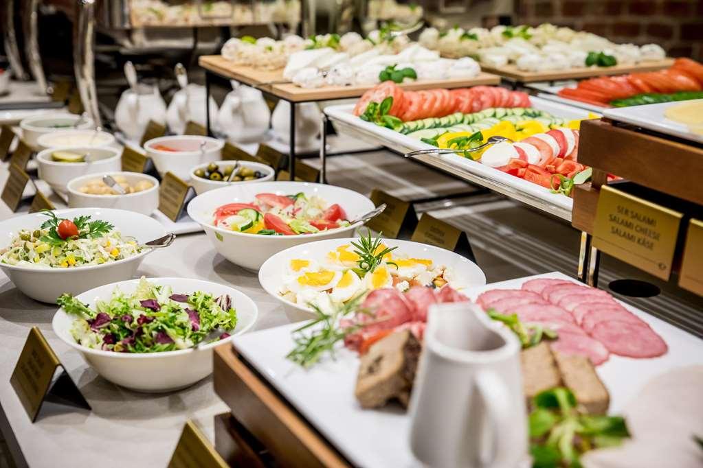 Hotel Diament Economy Gliwice Ristorante foto