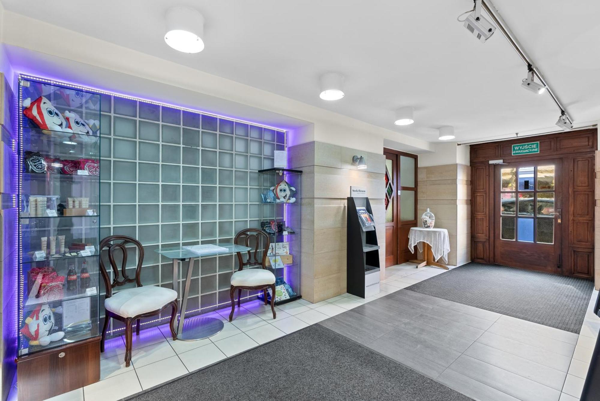 Hotel Diament Economy Gliwice Esterno foto
