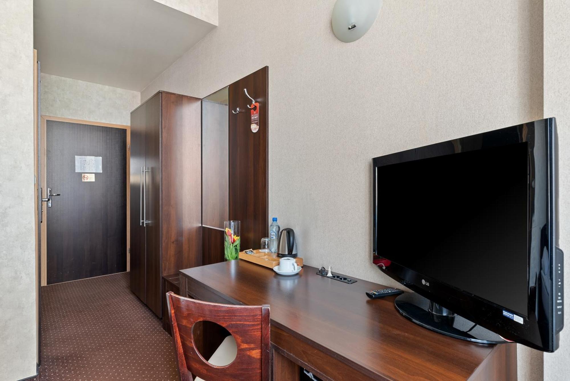 Hotel Diament Economy Gliwice Esterno foto